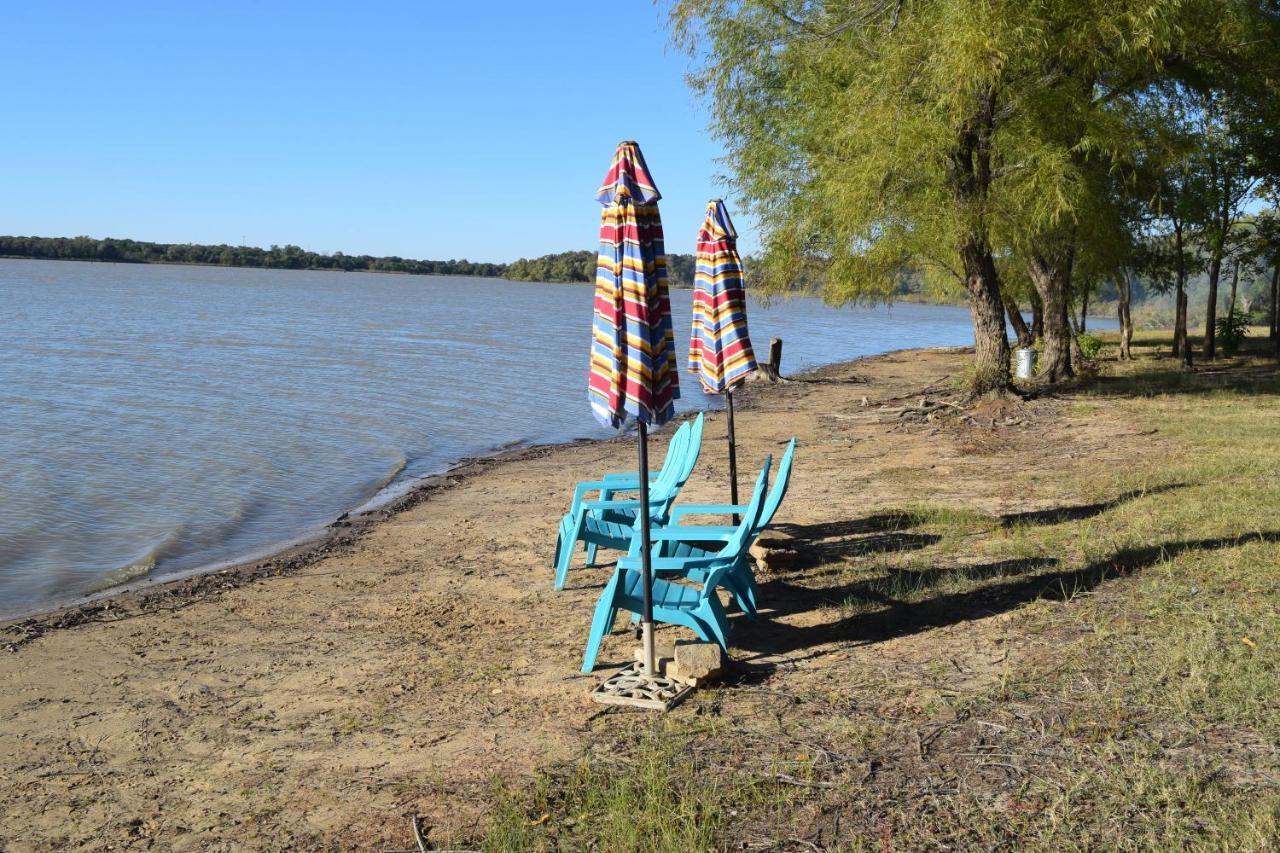 Lake Front Cottage Little Elm Экстерьер фото